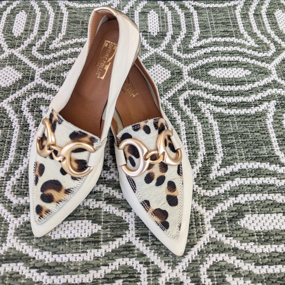 Artisan Handcrafted Italian Leather Flats (Purchased in Italy ๐ฎ๐น) - Picture 2 of 12